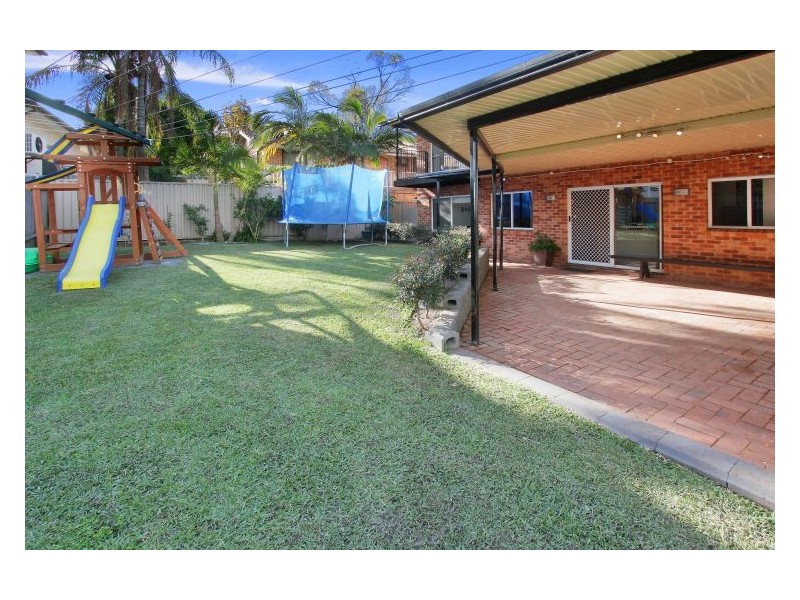 4 Upwey Street, Prospect NSW 2148