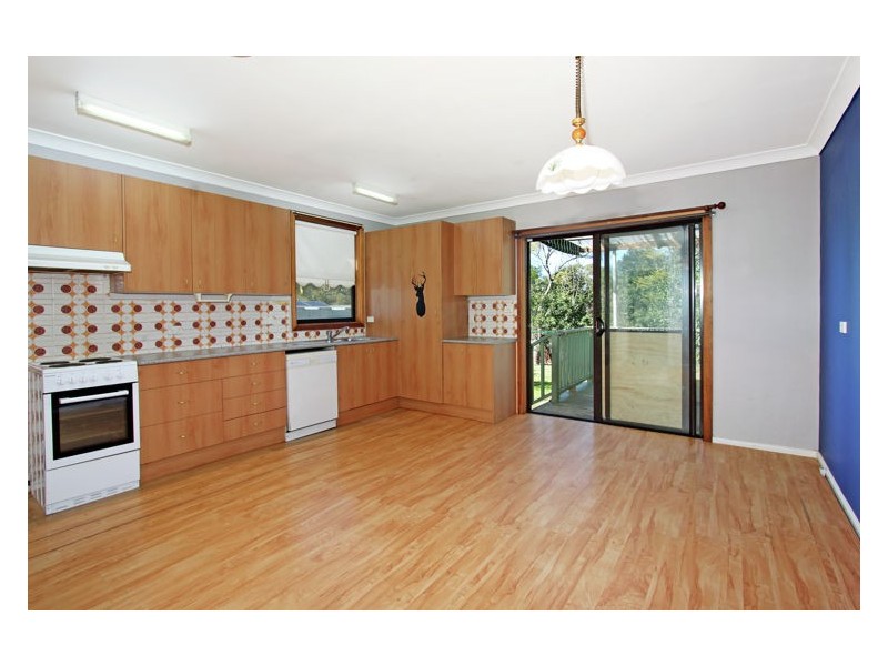 16 Charlton Road, Lalor Park NSW 2147