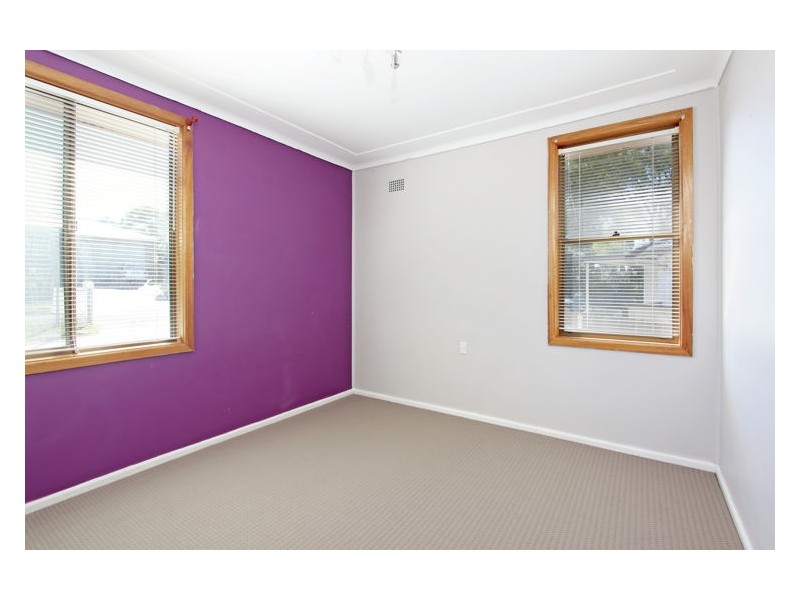 16 Charlton Road, Lalor Park NSW 2147