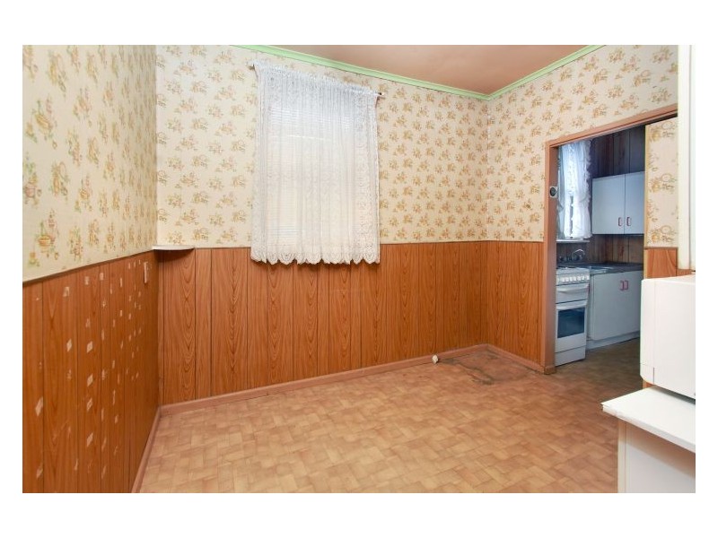 25 Charlton Road, Lalor Park NSW 2147