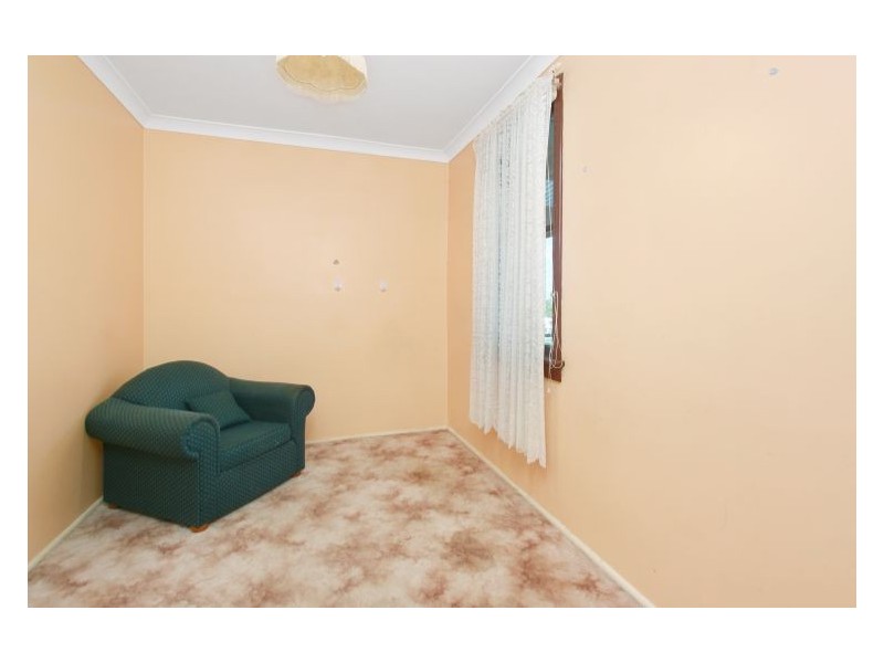 25 Charlton Road, Lalor Park NSW 2147