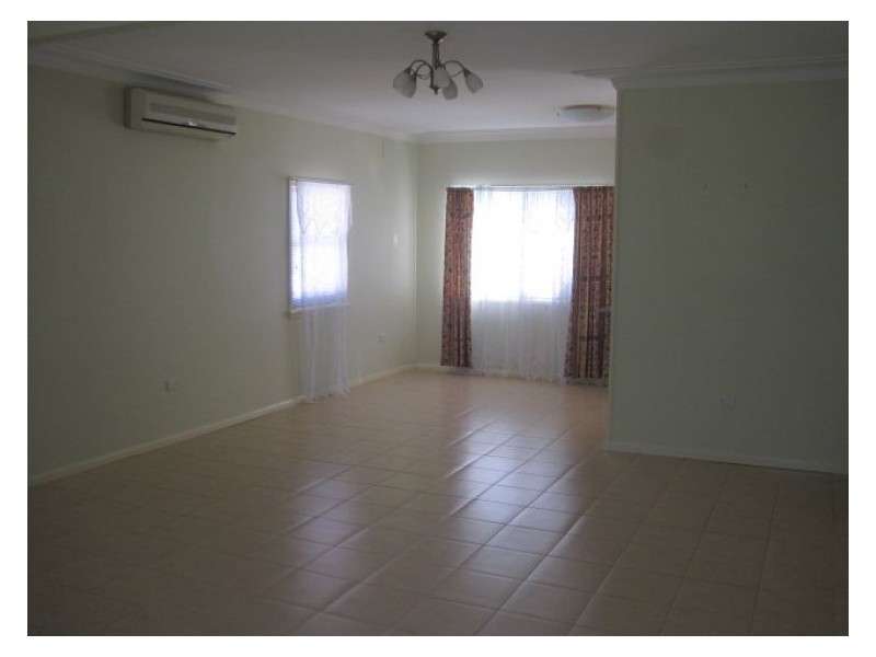 House 9 Dell Street, Blacktown NSW 2148