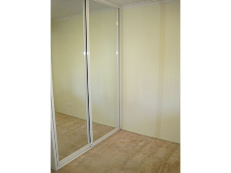 House 8a Edgeware Road,, Prospect NSW 2148