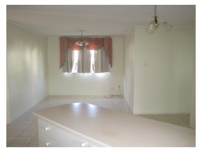 House 8a Edgeware Road,, Prospect NSW 2148