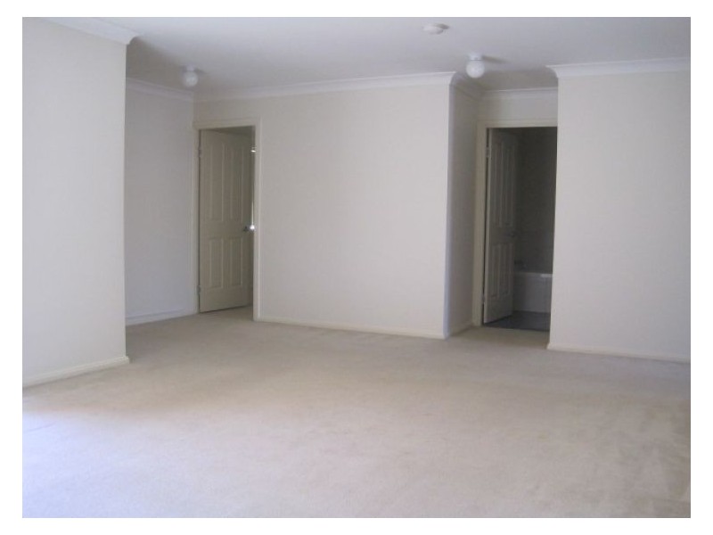 Villa 8/14 Jennifer Avenue, Blacktown NSW 2148