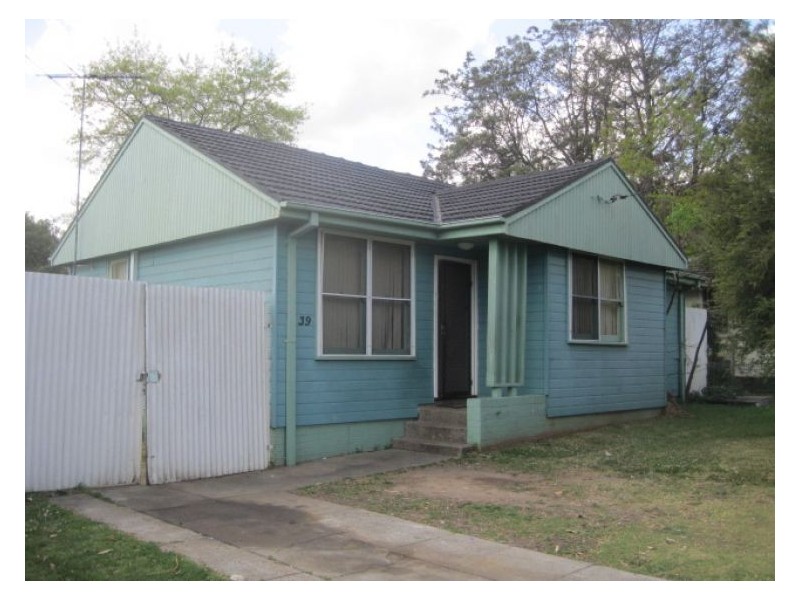 House 39 Curran Road, Marayong NSW 2148