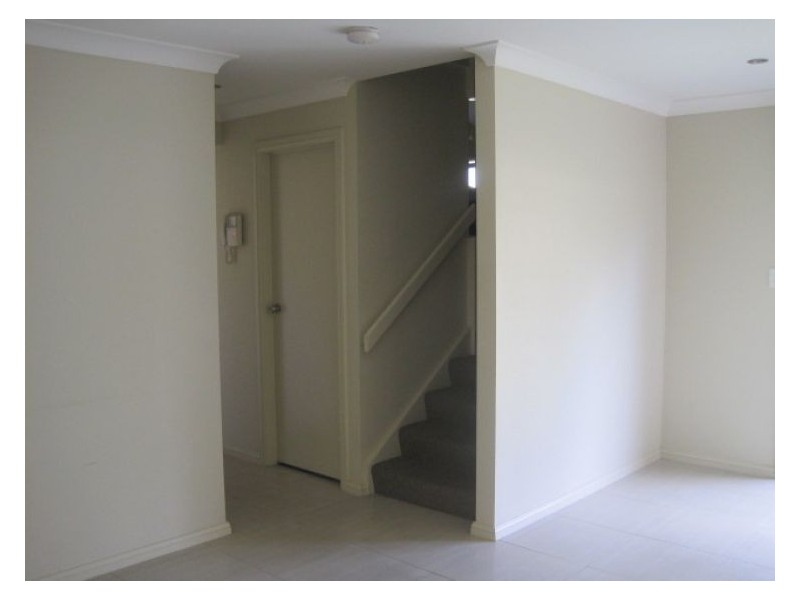 Townhouse 5/2 Chester Street, Blacktown NSW 2148