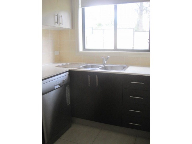 Townhouse 5/2 Chester Street, Blacktown NSW 2148