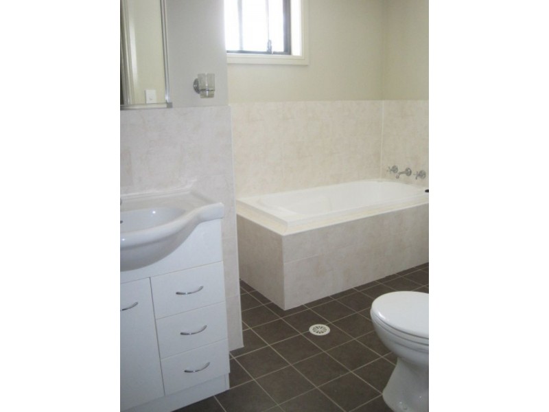 Townhouse 5/2 Chester Street, Blacktown NSW 2148