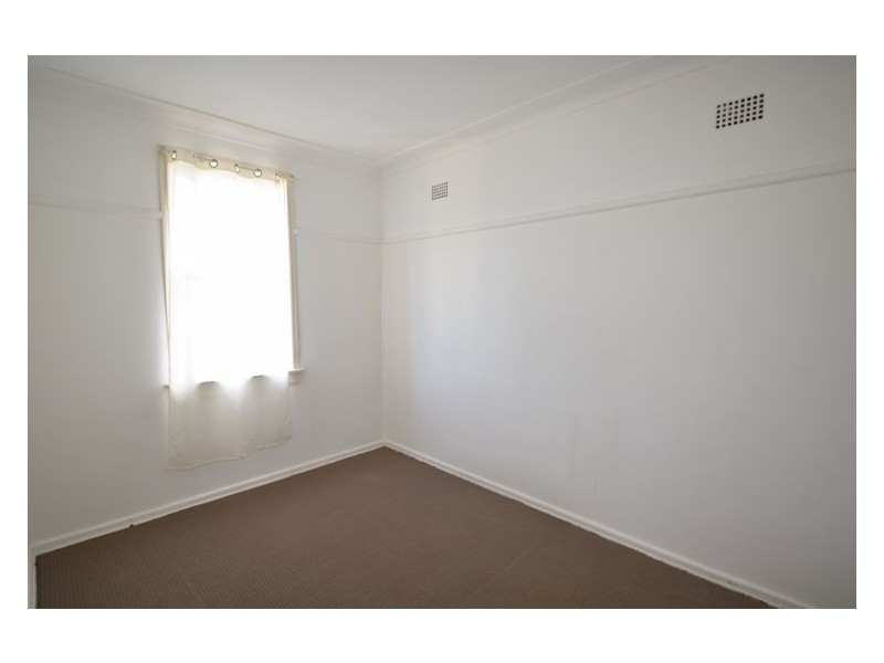 12 Holmes Street, Lalor Park NSW 2147