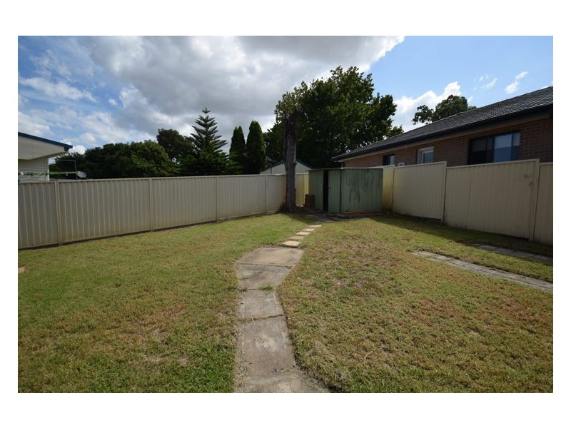 12 Holmes Street, Lalor Park NSW 2147
