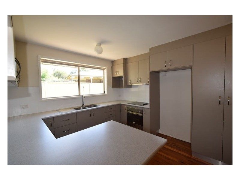 House 15 Cavendish Ave, Blacktown NSW 2148