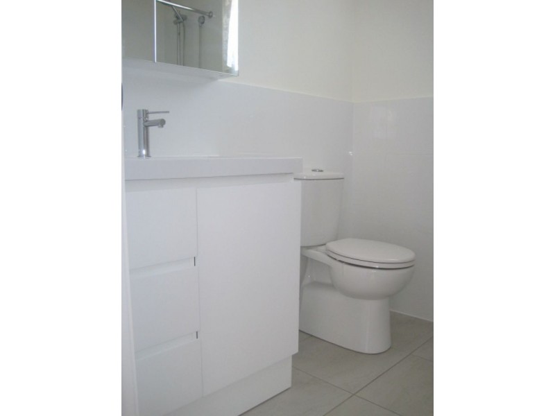 Granny Flat 6a Narrabri Street,, Quakers Hill NSW 2763