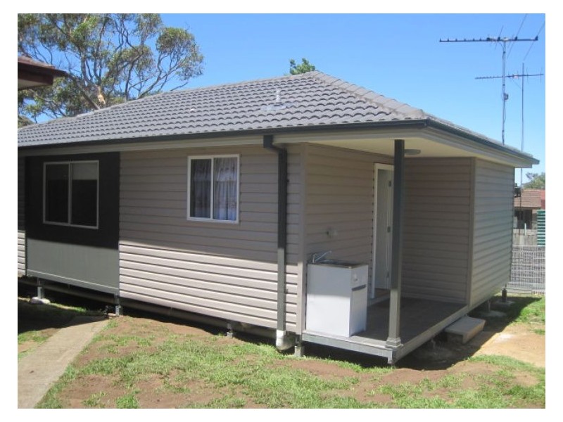 Granny Flat 6a Narrabri Street,, Quakers Hill NSW 2763