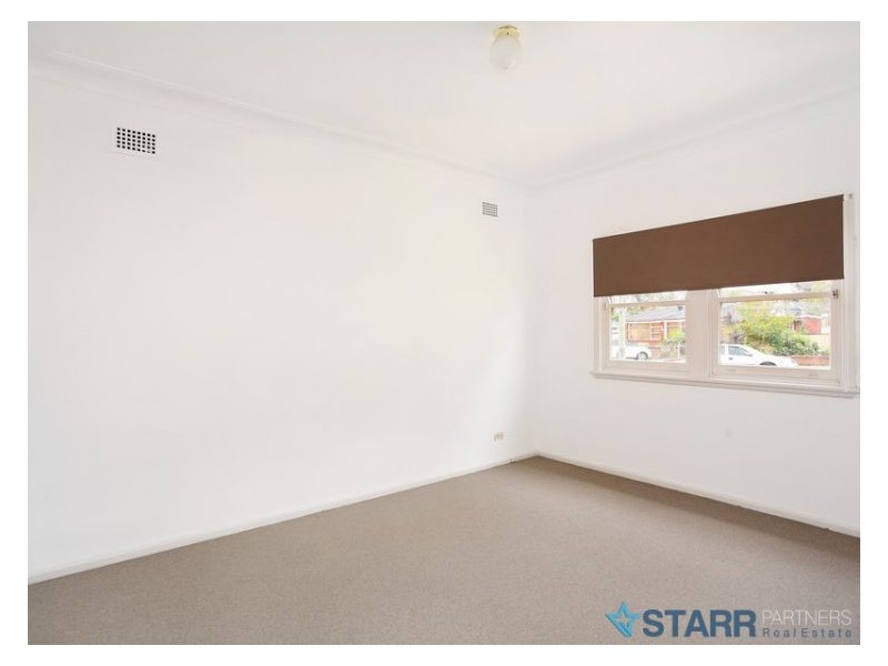 House 4 Wycombe Street,, Doonside NSW 2767