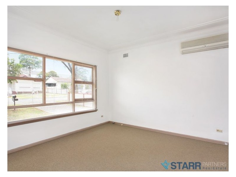 House 4 Wycombe Street,, Doonside NSW 2767