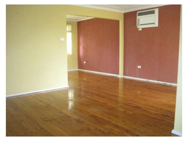 House 4 Waugh Crescent,, Blacktown NSW 2148