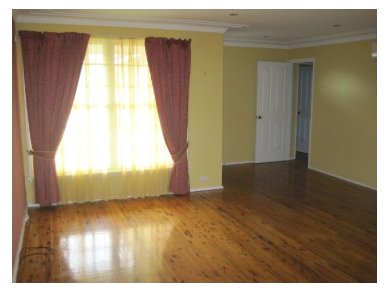 House 4 Waugh Crescent,, Blacktown NSW 2148