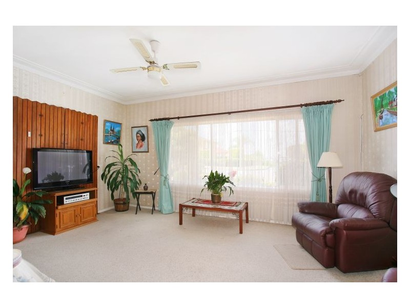 7 Burrell Parade, Blacktown NSW 2148