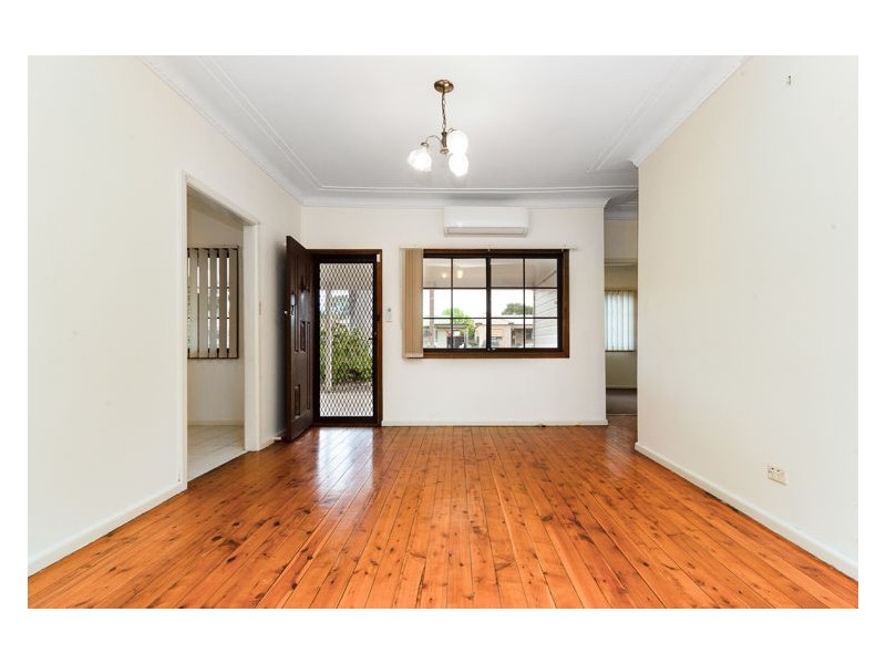 77 Crudge Road, Marayong NSW 2148