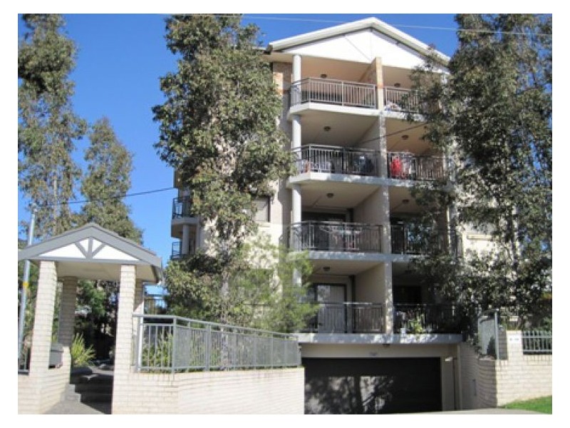 Unit 15/8-10 Clifton Street, Blacktown NSW 2148