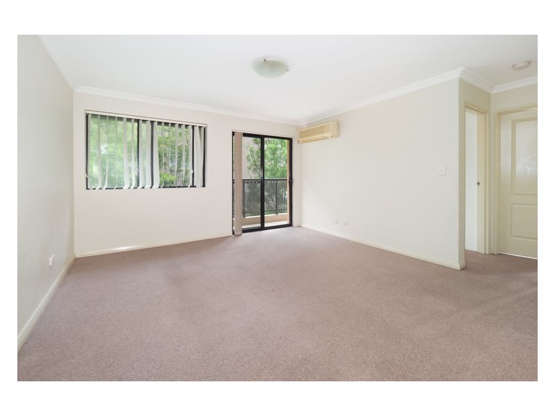 24/8-14 Oxford Street, Blacktown NSW 2148
