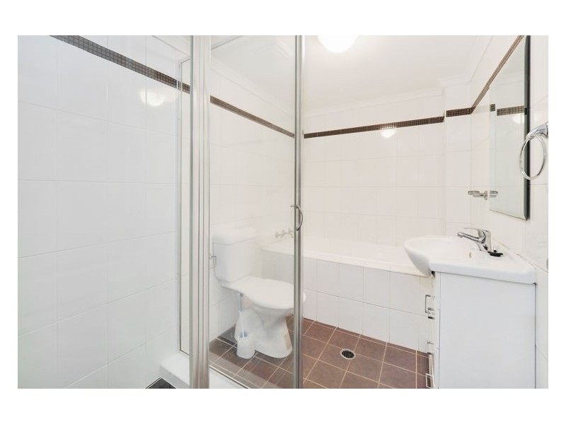 24/8-14 Oxford Street, Blacktown NSW 2148