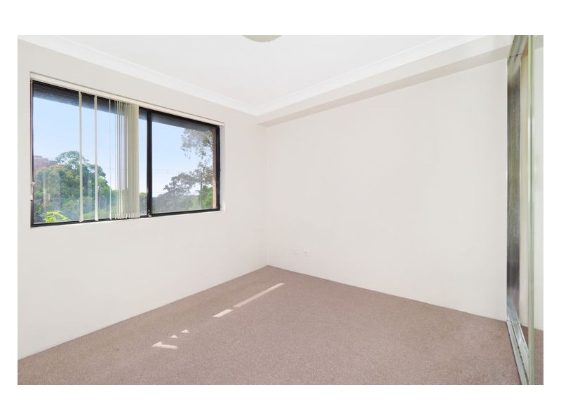 24/8-14 Oxford Street, Blacktown NSW 2148