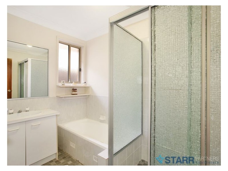 House 8 Briggs Place, Doonside NSW 2767