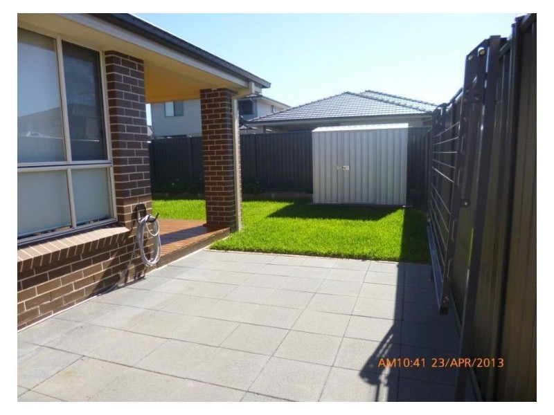 House 24 Gilroy Street, Ropes Crossing NSW 2760