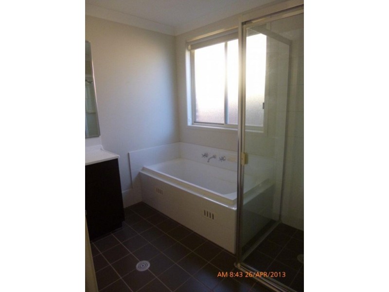 House 24 Gilroy Street, Ropes Crossing NSW 2760