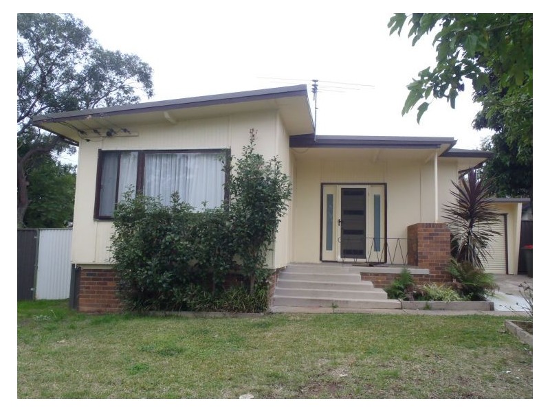 House 4 Harpur Place, Lalor Park NSW 2147