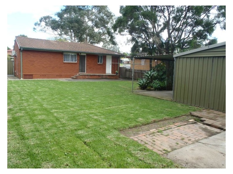 House 22 Memphis Crescent, Toongabbie NSW 2146