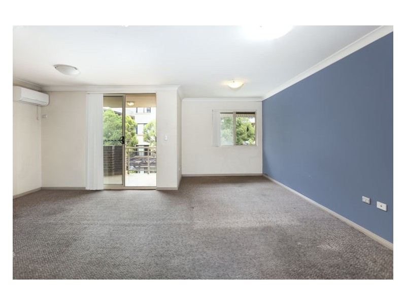 Unit 30/14-18 Fourth Avenue, Blacktown NSW 2148