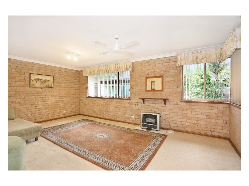 11 Topaz Crescent, Seven Hills NSW 2147