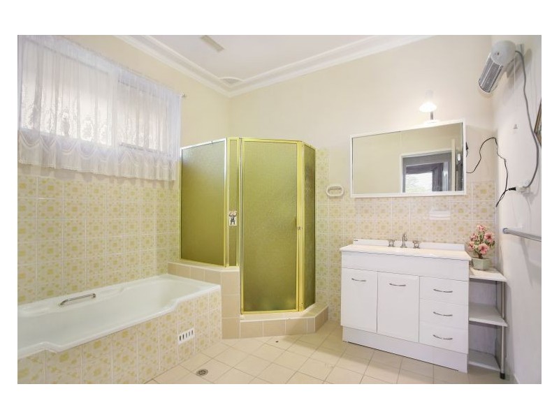 11 Topaz Crescent, Seven Hills NSW 2147