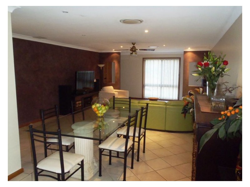 House 10 Harrod Street, Prospect NSW 2148