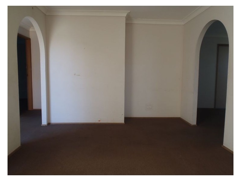 House 5 Aminta Crescent, Hassall Grove NSW 2761