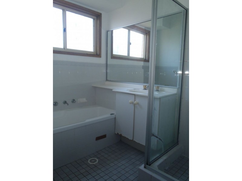 House 5 Aminta Crescent, Hassall Grove NSW 2761