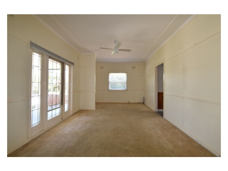 House 151 Kildare Road, Blacktown NSW 2148