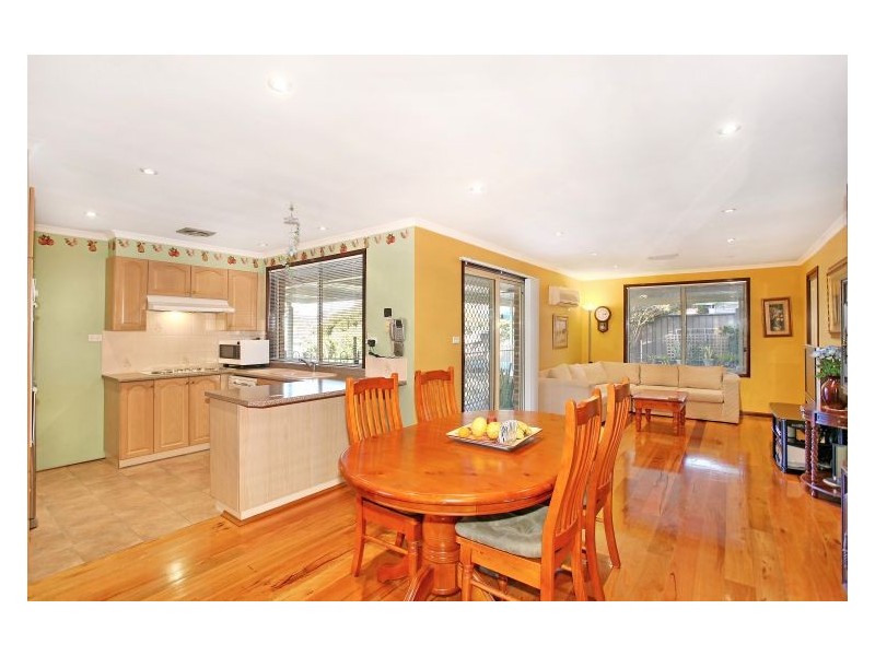 79 Cowley Crescent, Prospect NSW 2148