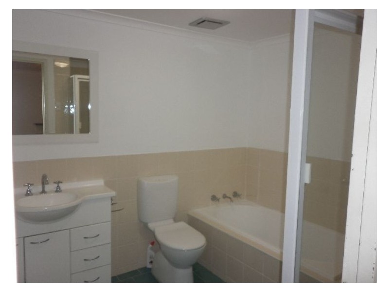 Unit 13/28-30 Fourth Avenue, Blacktown NSW 2148