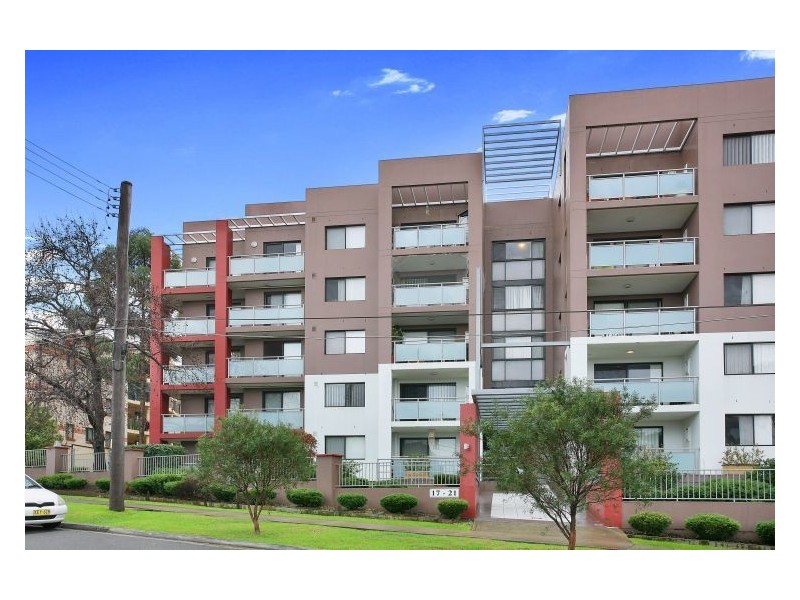 16/17 Bruce Street, Blacktown NSW 2148