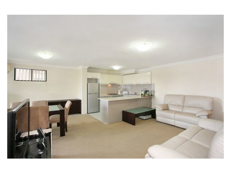 16/17 Bruce Street, Blacktown NSW 2148