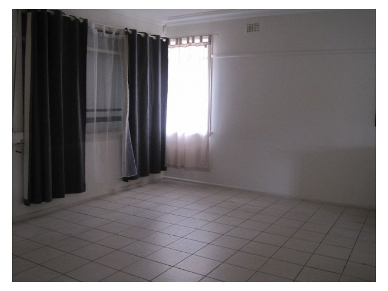 House 24 Glamorgan Street, Blacktown NSW 2148