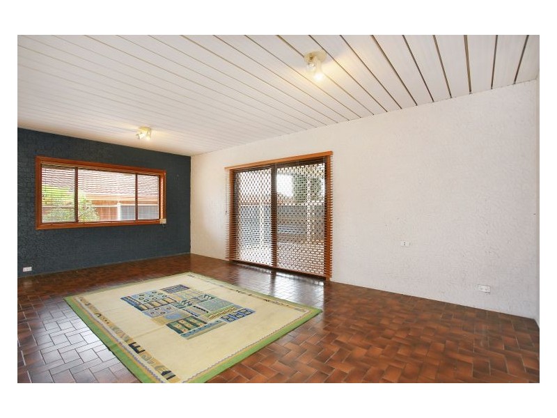 17 Veronica Crescent, Seven Hills NSW 2147