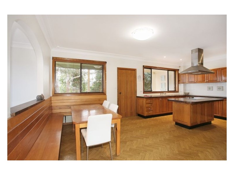 17 Veronica Crescent, Seven Hills NSW 2147