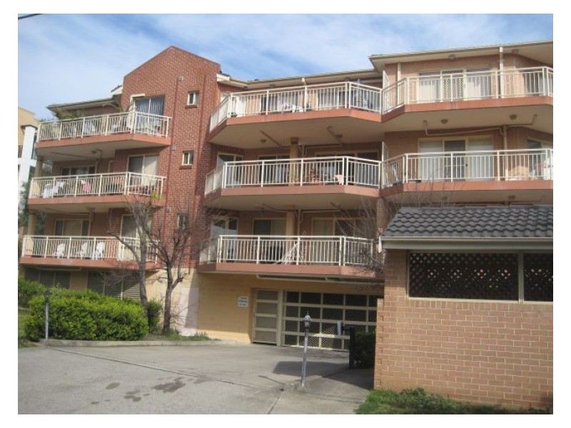 Unit 17/24 Fourth Avenue, Blacktown NSW 2148