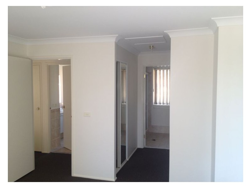 Townhouse 10d Douglas Road, Blacktown NSW 2148
