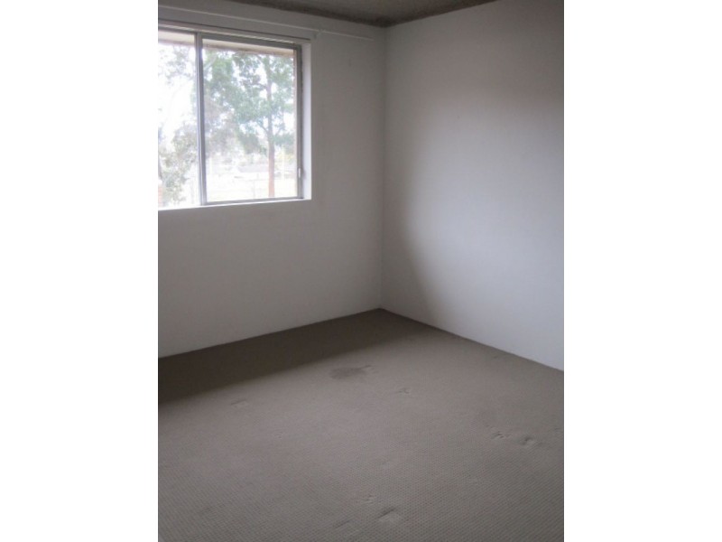 Unit 11/15 First Avenue, Kingswood NSW 2747